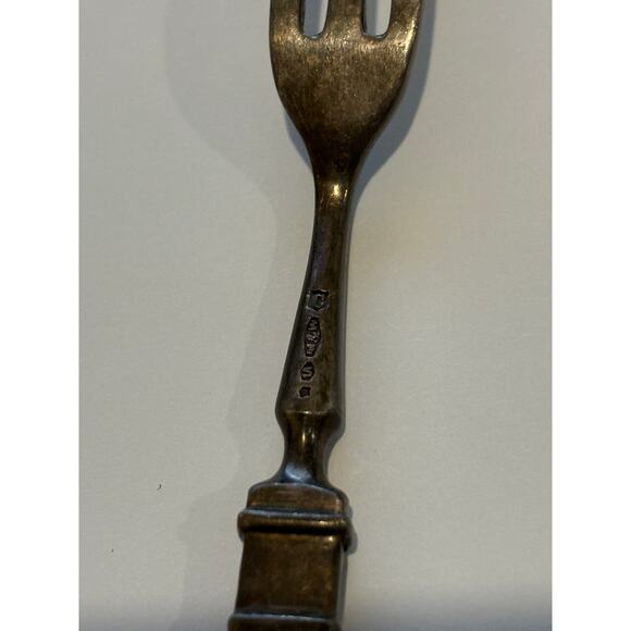 Antique Canadian Pacific Silver Plated Cocktail Fork Elkihngton 1922 - Picture 3 of 5